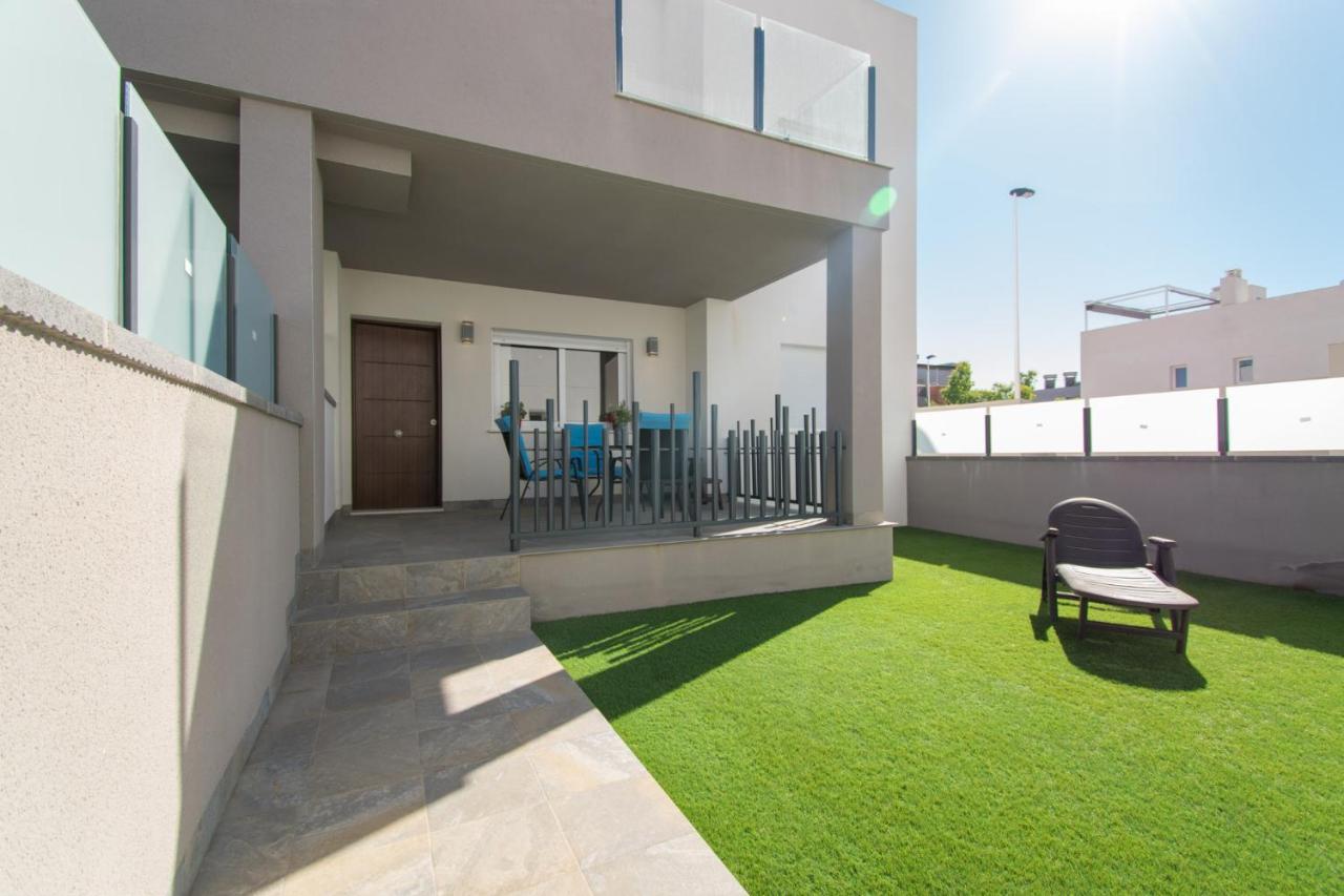 059 Luxury Bungalow - Ac/Wifi Torrevieja Exterior foto
